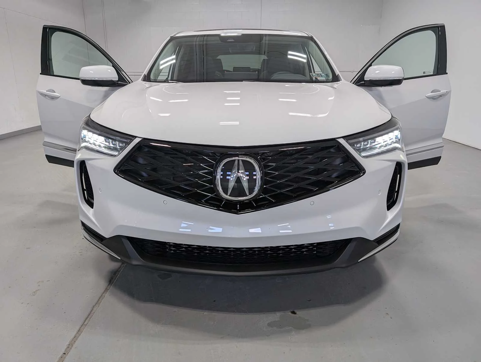 New 2026 Platinum White Pearl Acura w/Technology Package image 13
