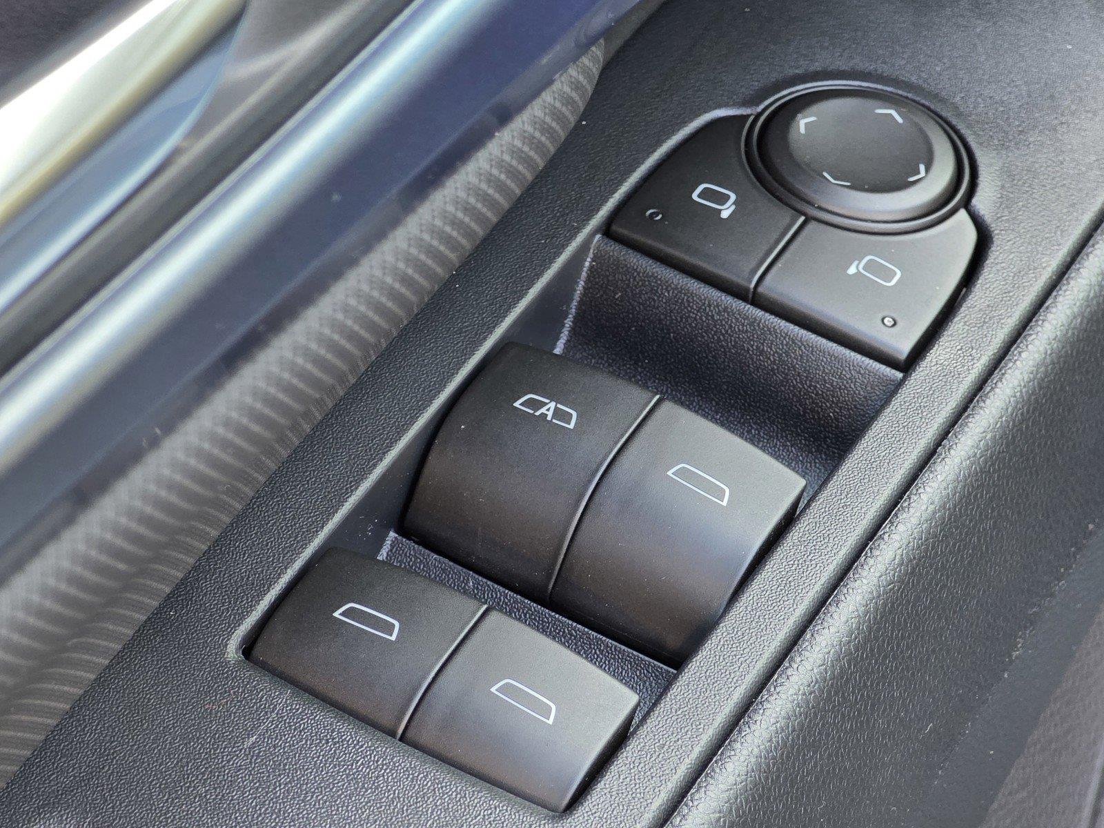 2026 Chevrolet Equinox EV 2LT - Photo 21