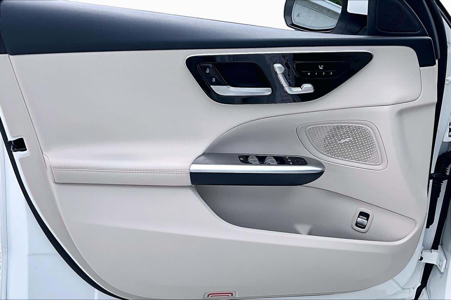 Used 2024 Polar White Mercedes-Benz C 300 image 22