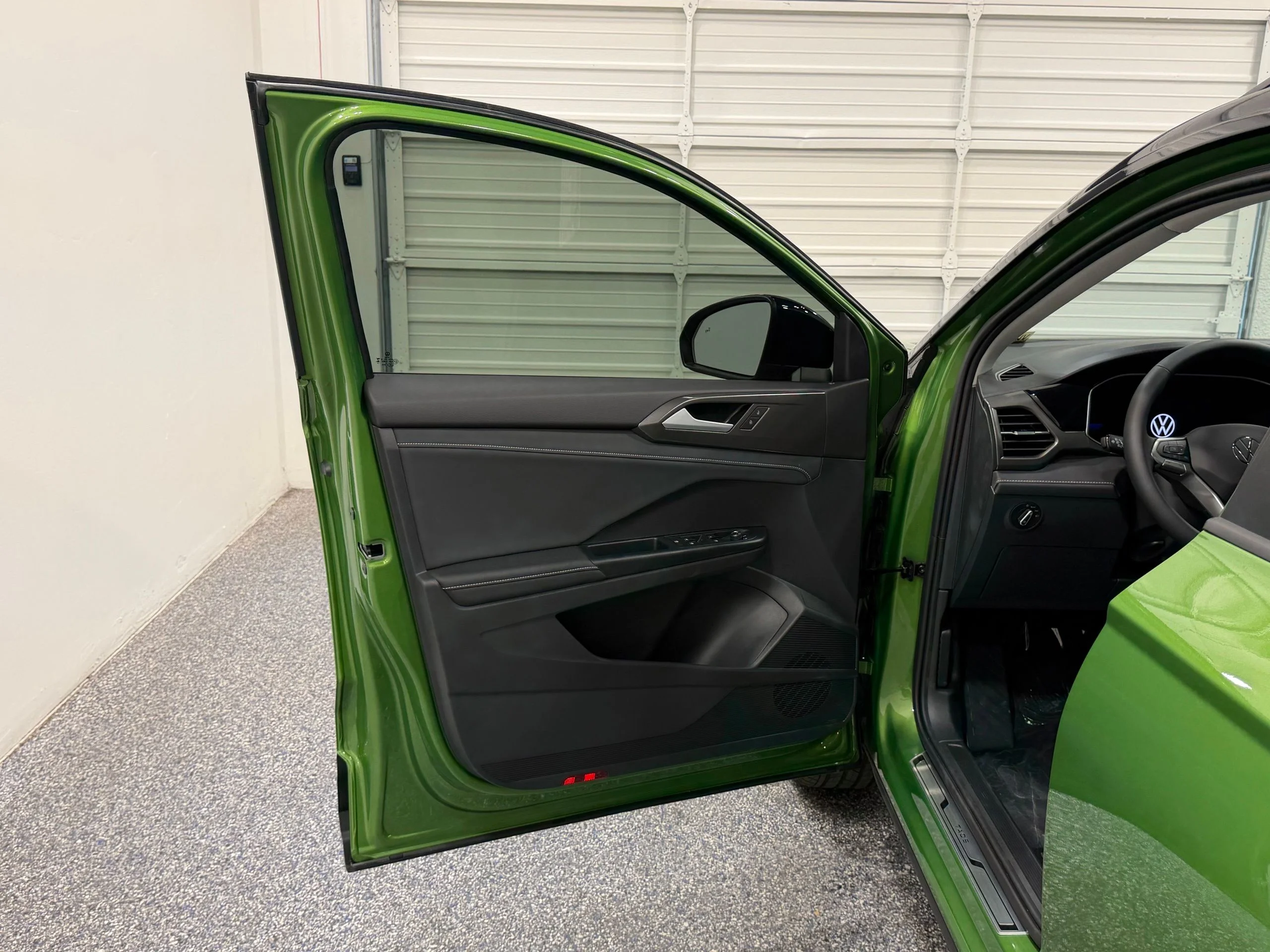New 2026 Green Volkswagen 1.5T SE Black image 19