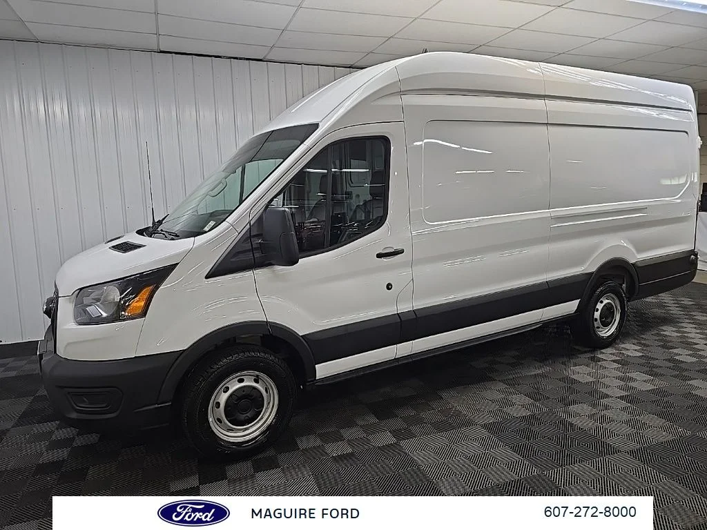 Used 2025 White Ford Base image 7