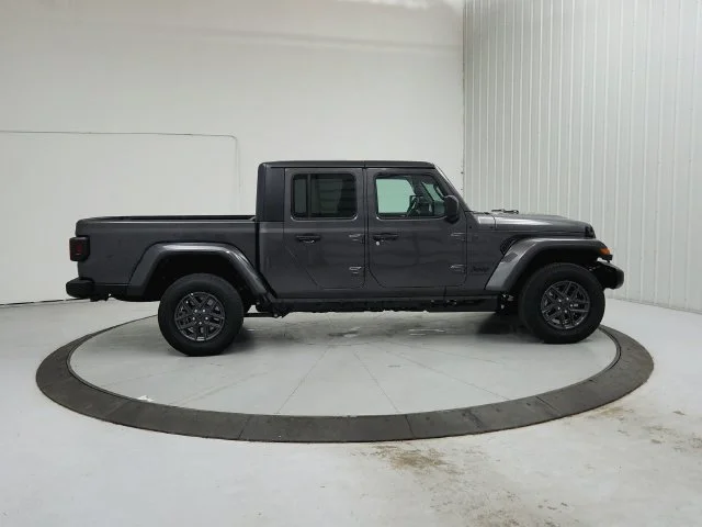 2026 Jeep Gladiator Sport S - Photo 9
