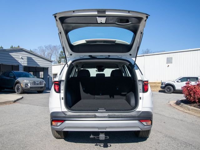 Certified Used 2026 White Hyundai SE image 15