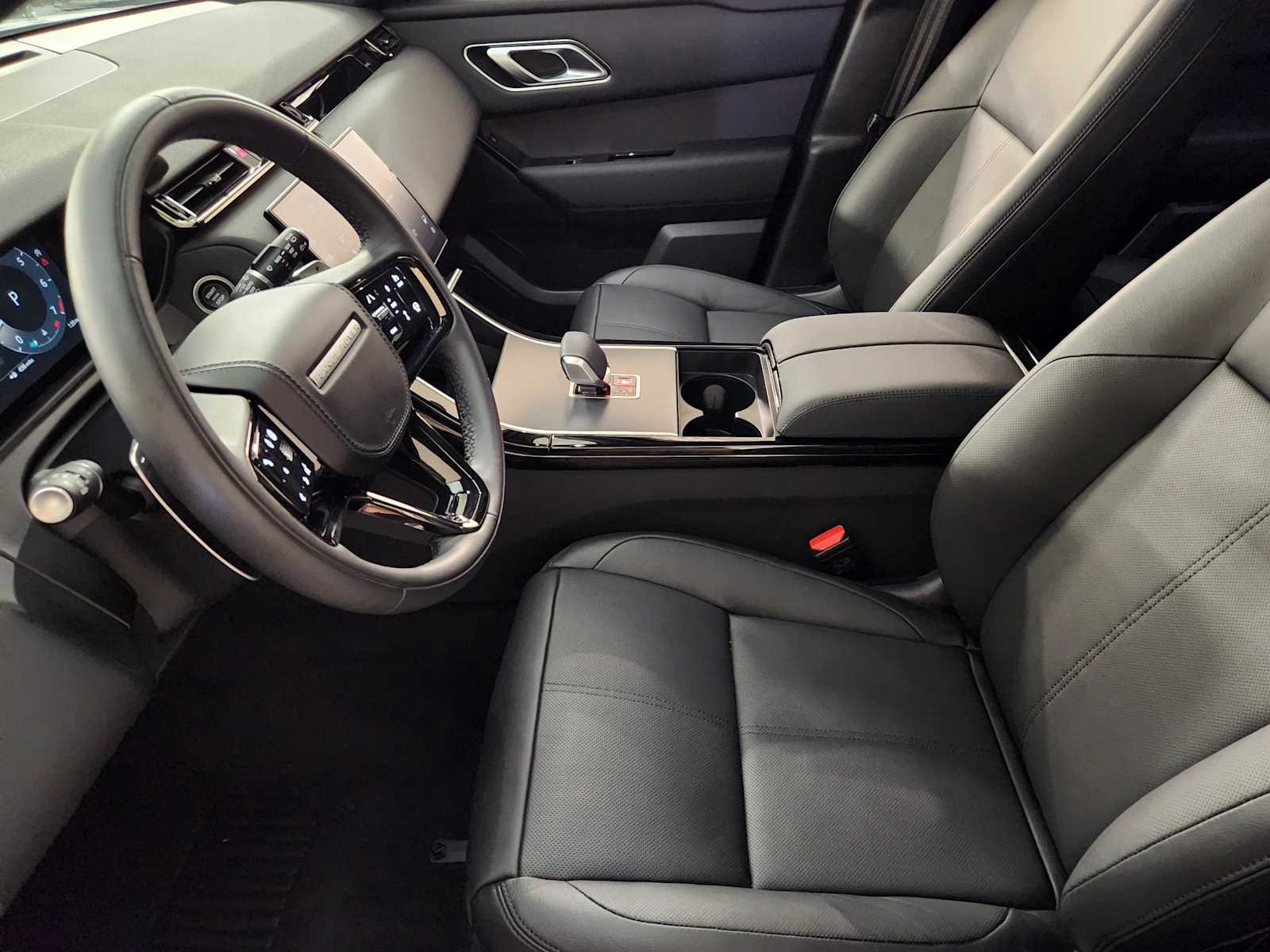 Used 2026 Fuji White Land Rover S image 14
