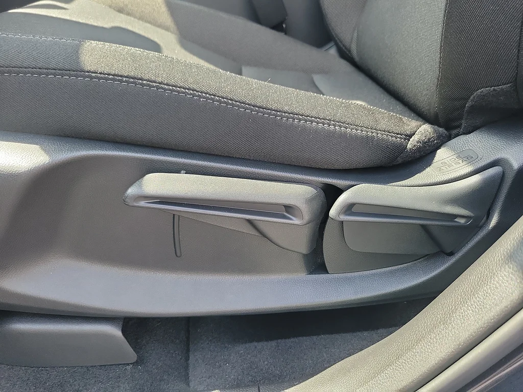 New 2026 Meteorite Gray Metallic Honda LX image 13