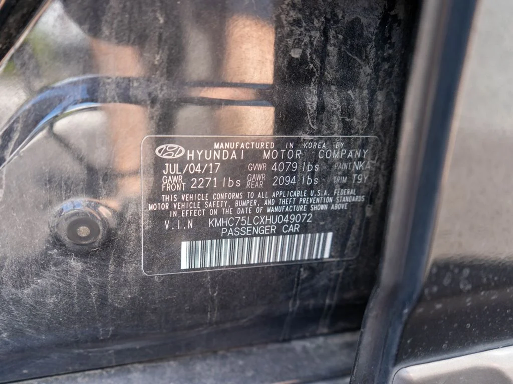 Used 2017 Black Hyundai SEL image 27