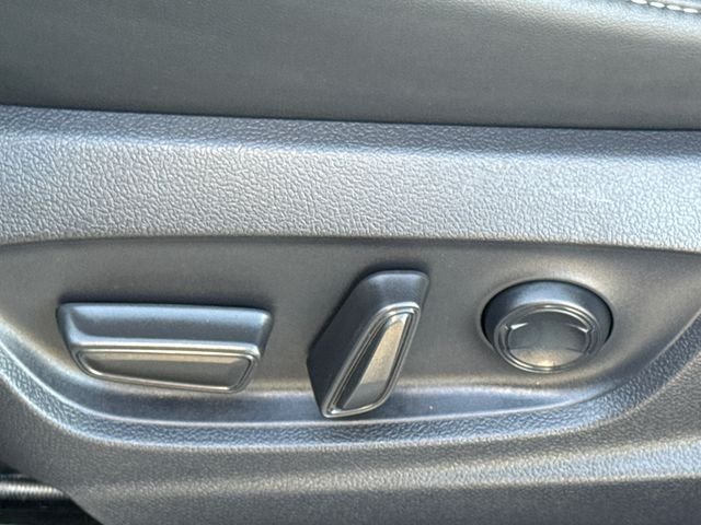 Used 2025 White Toyota XLE image 21