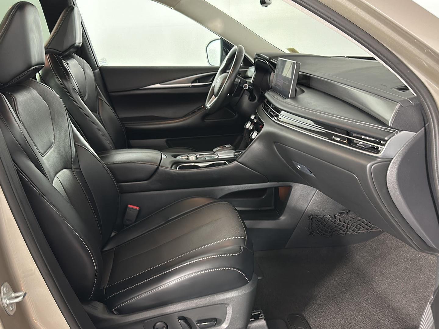 Used 2023 Warm Titanium INFINITI LUXE image 26