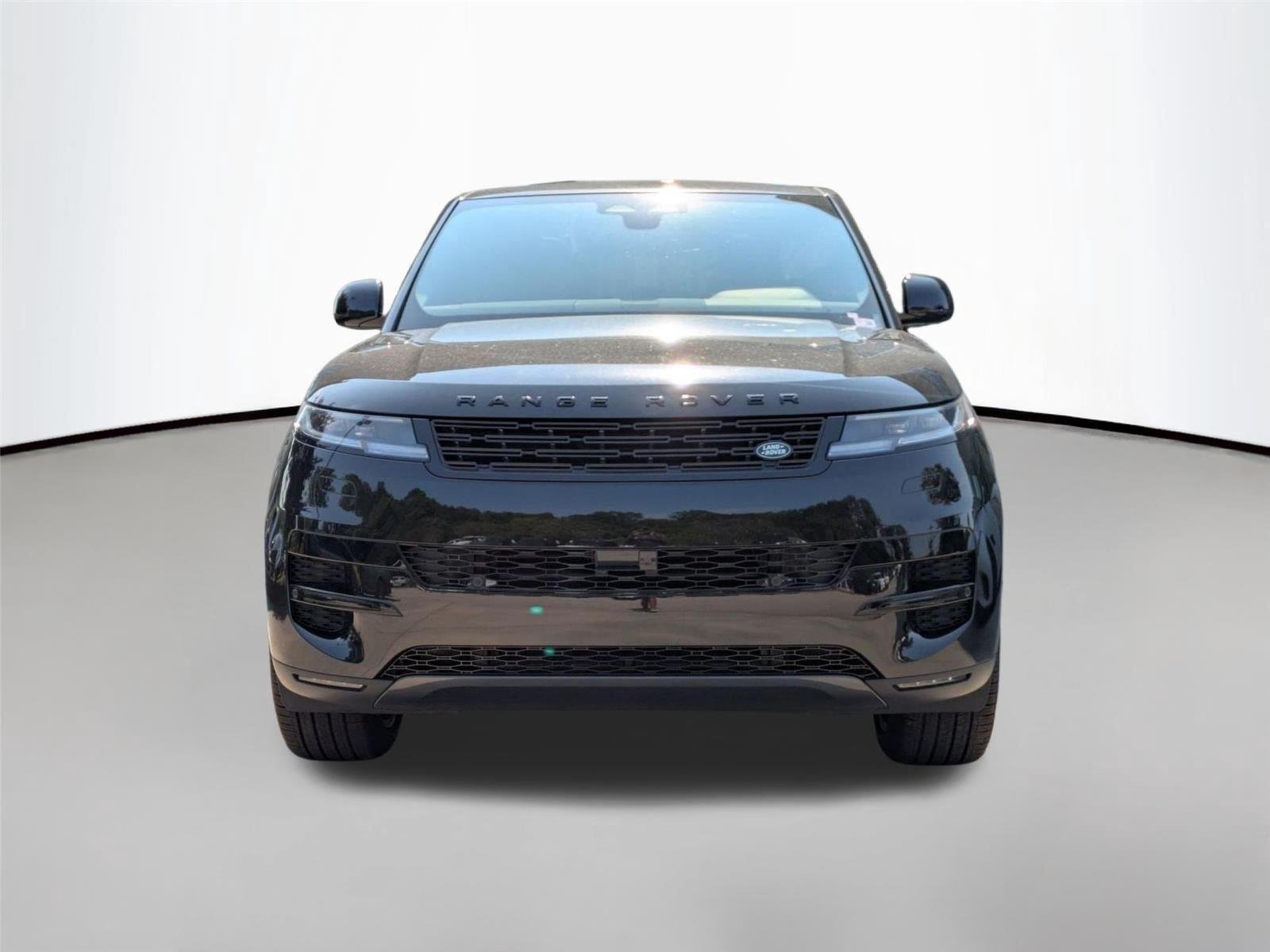 New 2026 Santorini Black Land Rover SE image 2