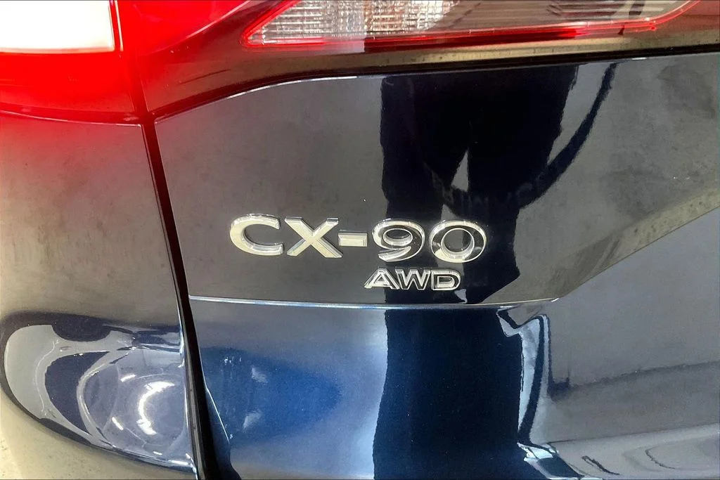 Used 2024 Blue Mazda Preferred image 33