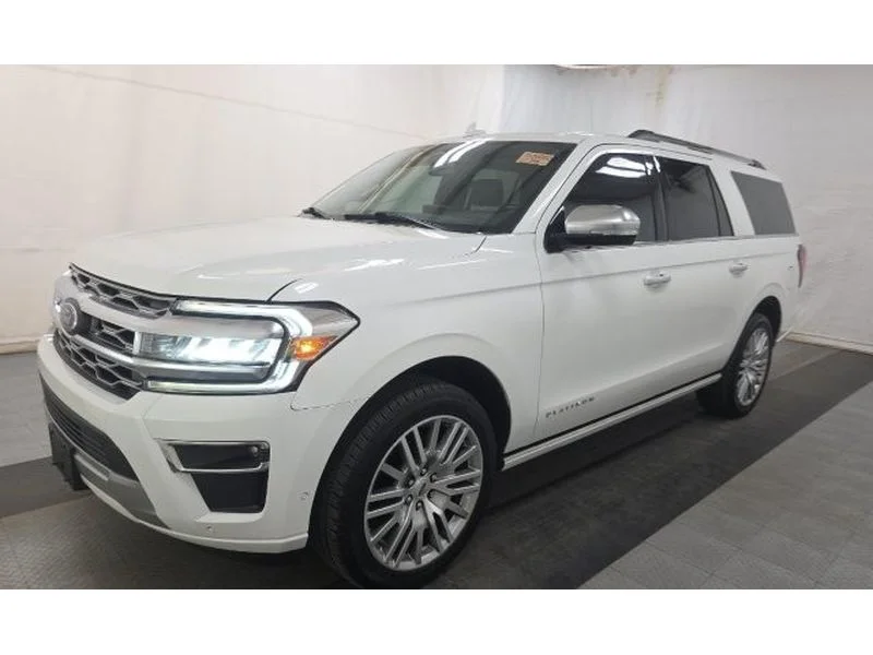 2024 Ford Expedition Platinum's photo