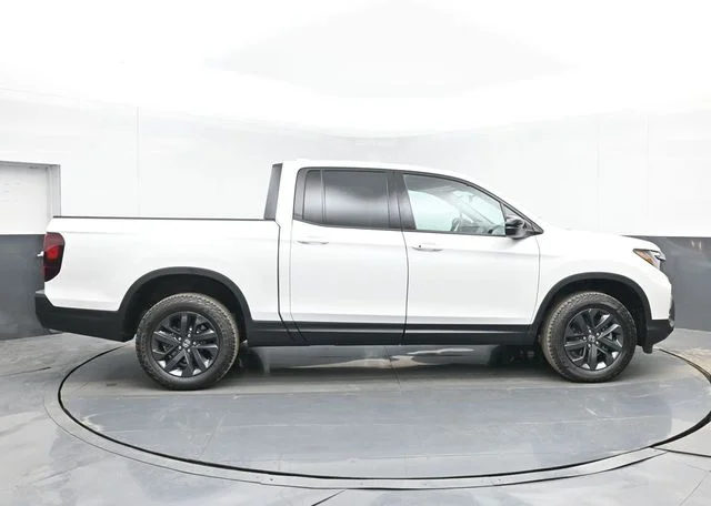 2026 Honda Ridgeline Sport - Photo 14