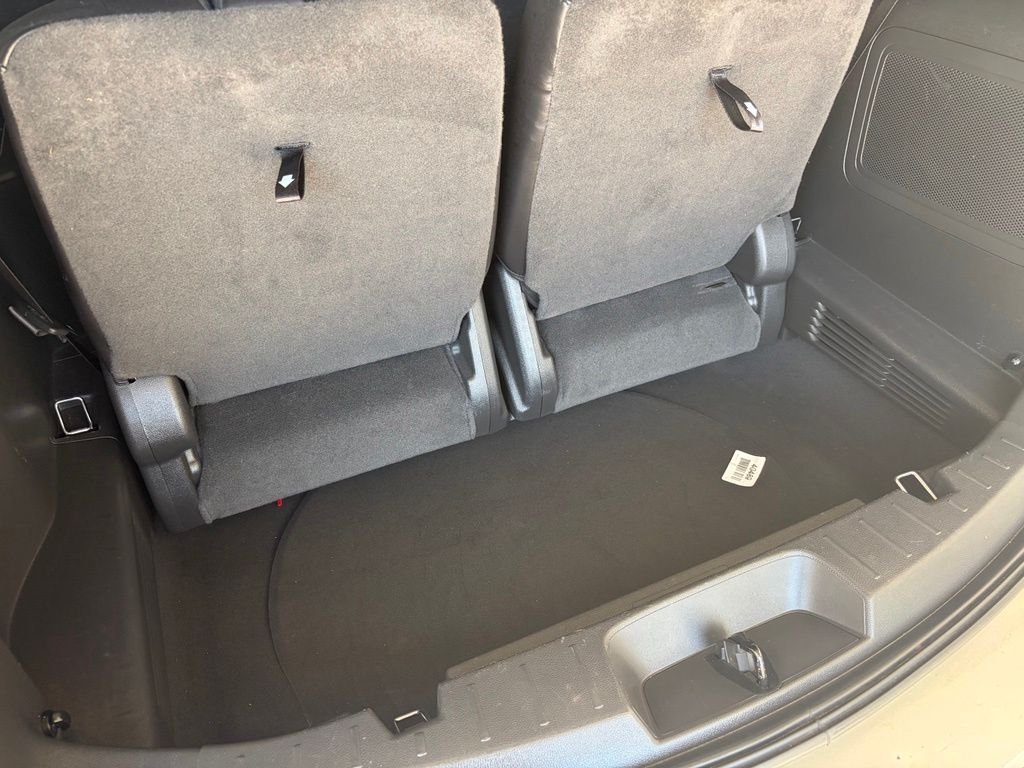 Used 2014 Ingot Silver Ford Limited image 36