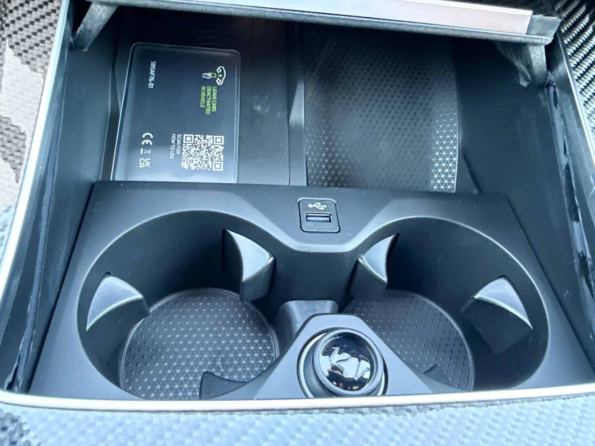 New 2026 Mineral White Metallic BMW M60i image 32