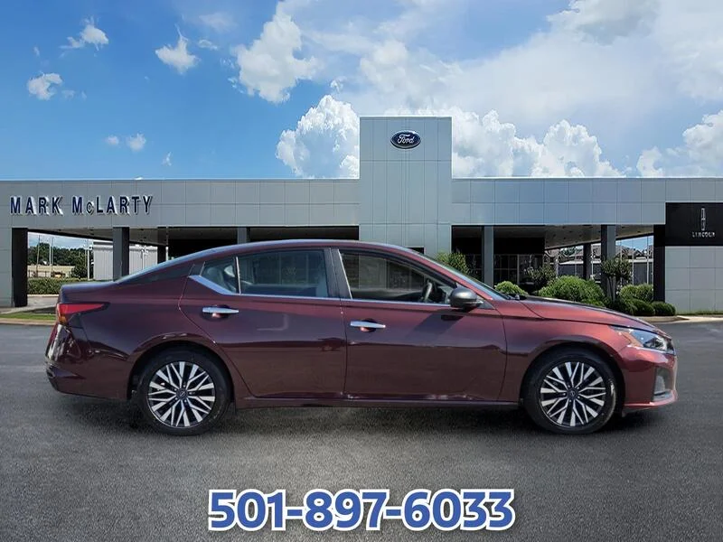 Used 2025 Garnet Pearl NISSAN SV FWD image 6