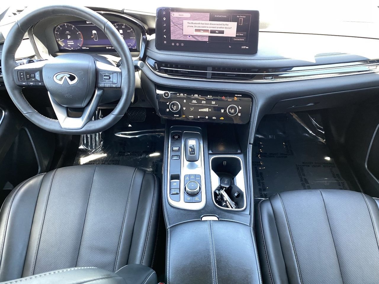 Certified Used 2026 Mineral Black INFINITI LUXE image 18