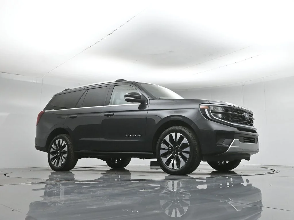 Certified Used 2025 Gray Ford Platinum image 4