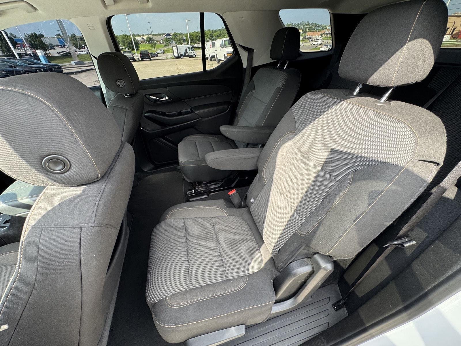2019 Chevrolet Traverse 1LT - Photo 24