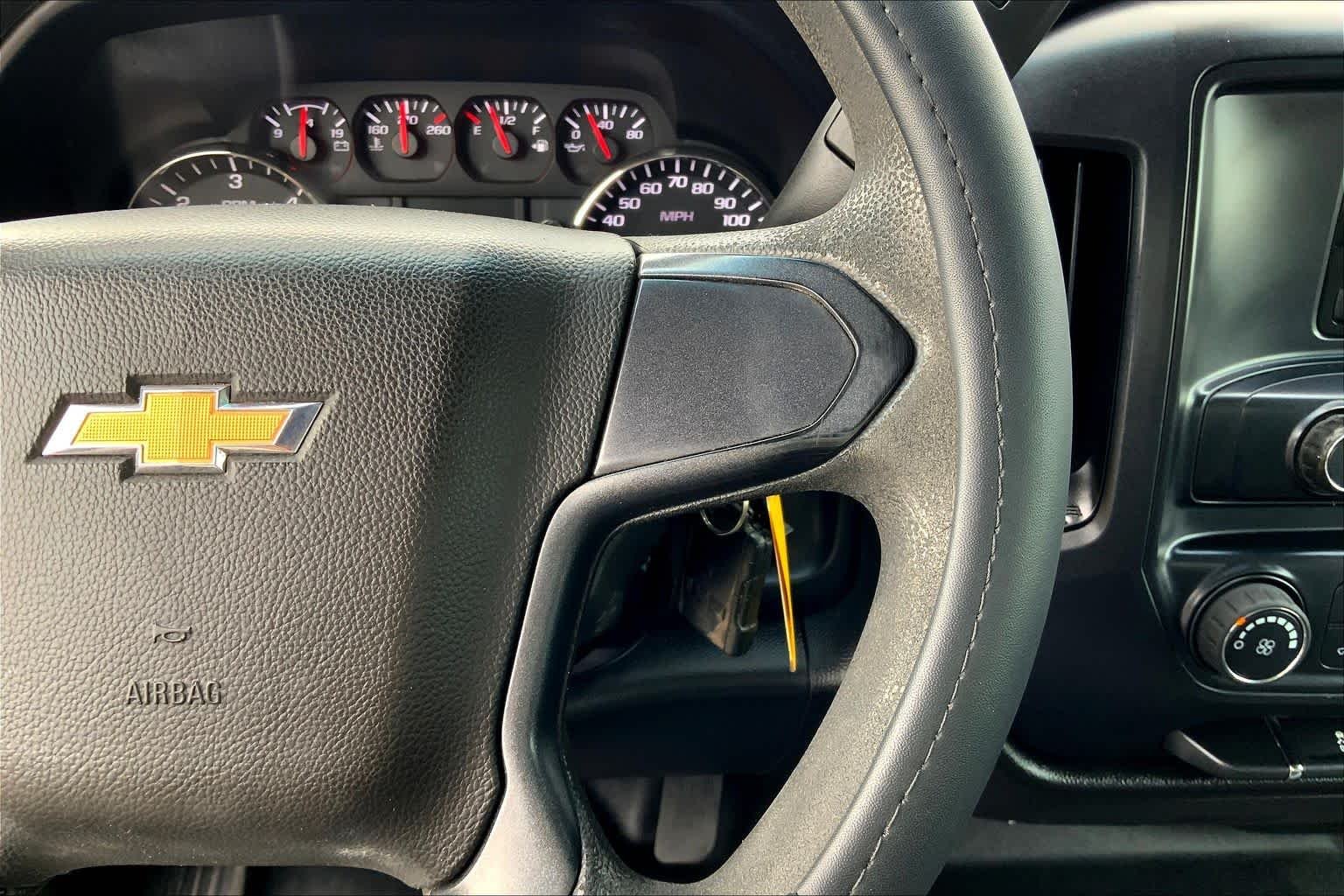 Used 2015 Summit White Chevrolet Work Truck image 24