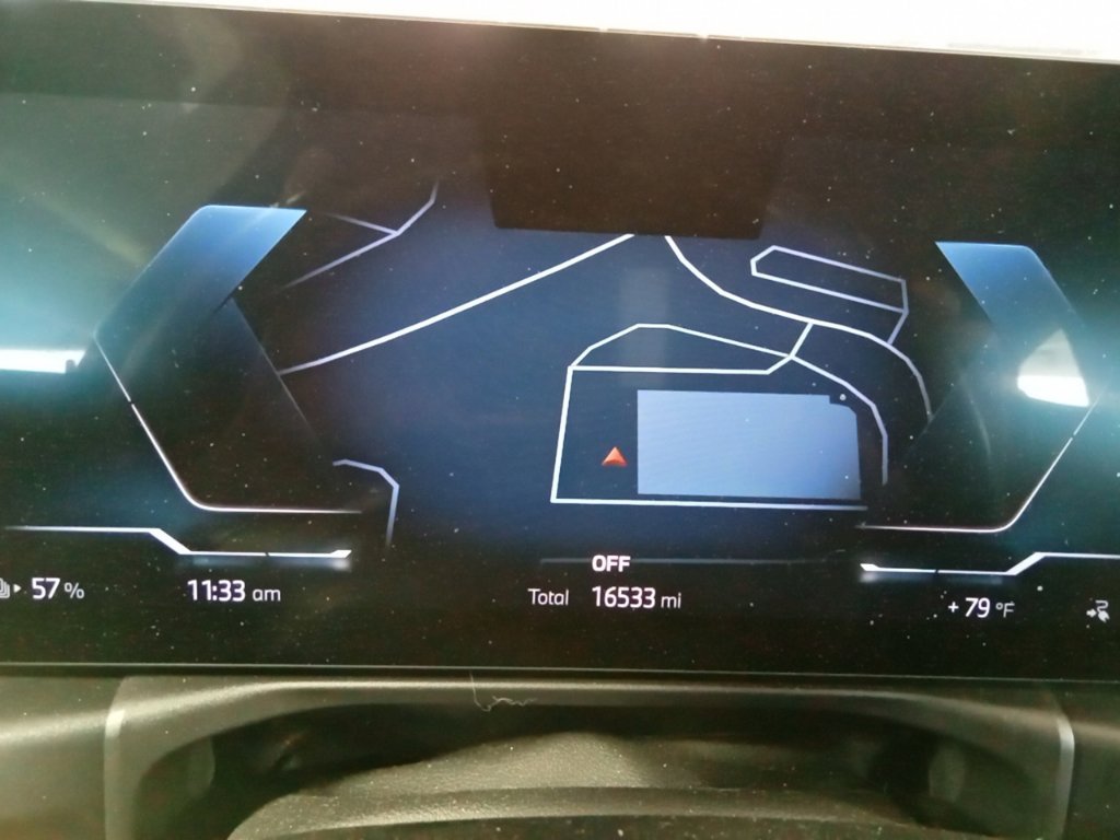 Used 2022 Gray Metallic BMW eDrive40 image 22