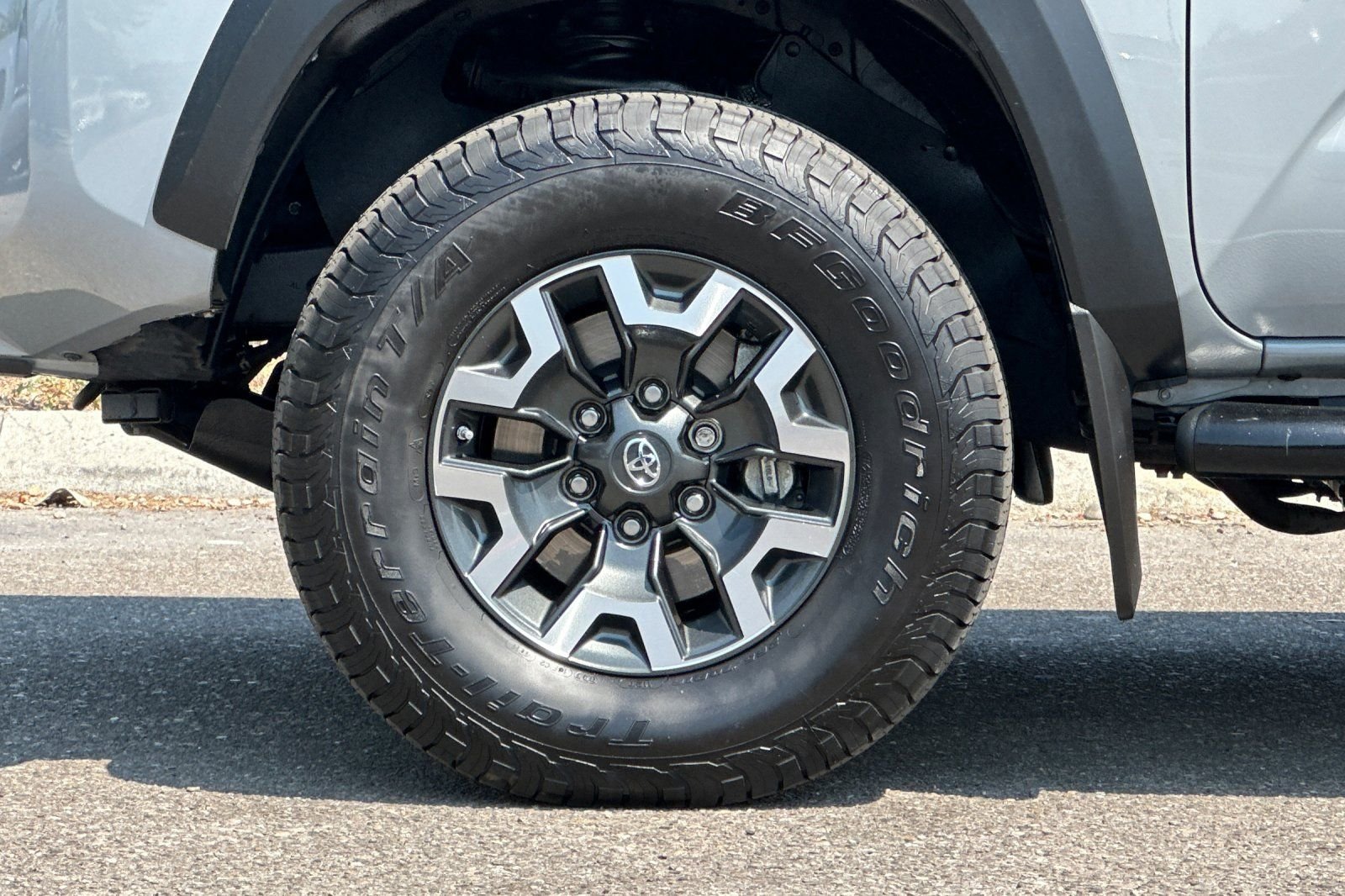 Used 2021  Toyota TRD Off-Road image 26