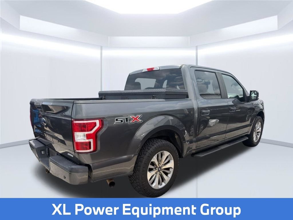 Used 2018 Gray Ford XL image 5