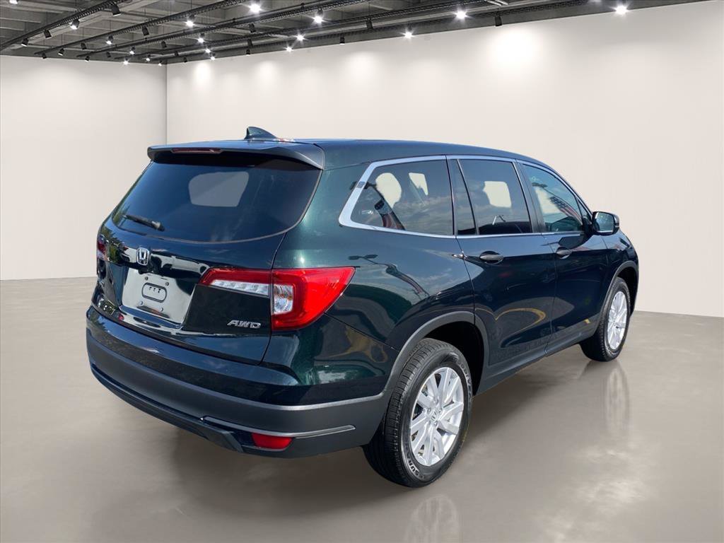 Used 2019 Black Forest Pearl Honda LX image 7