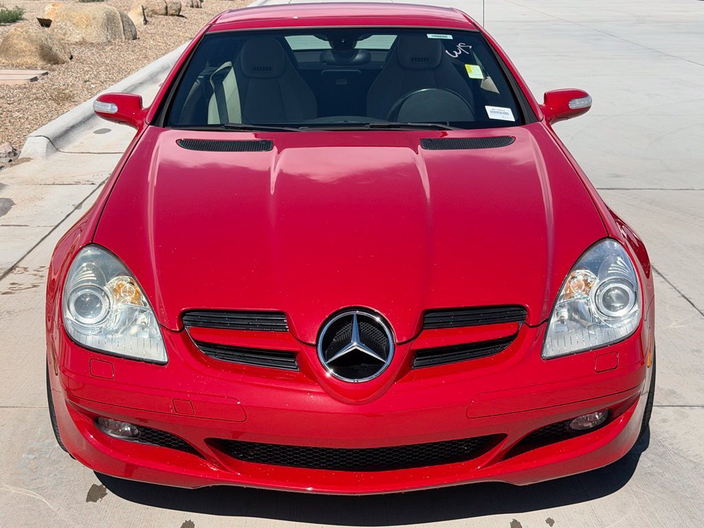 Used 2005 Red Mercedes-Benz SLK 350 image 10