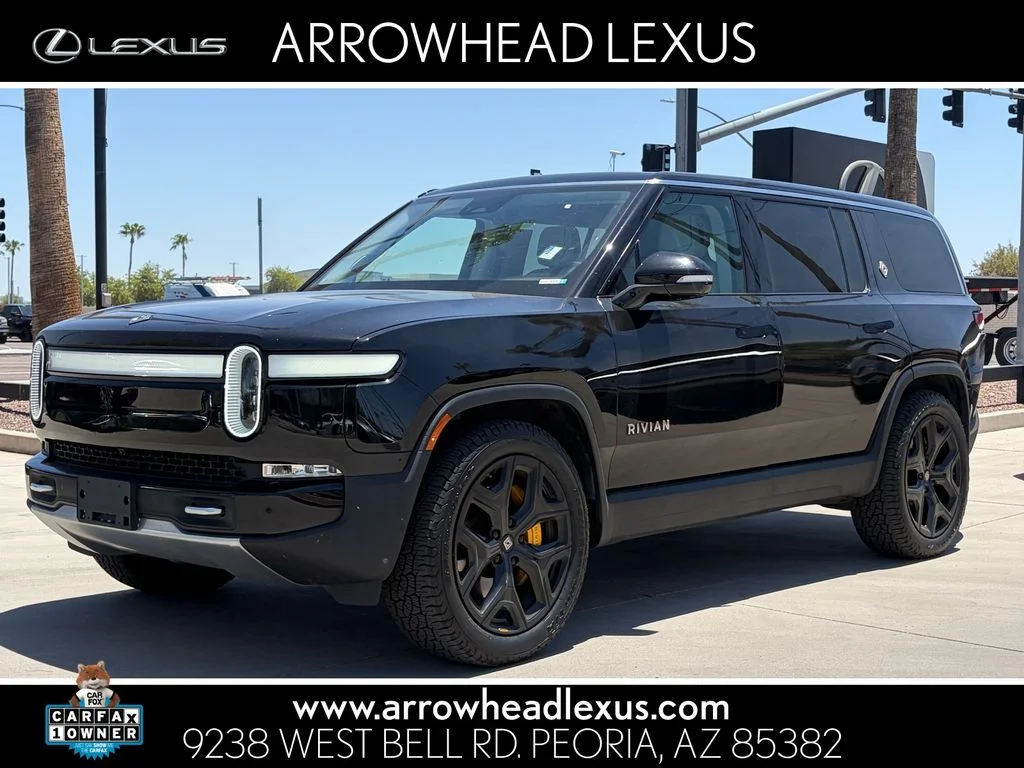 Used 2023  Rivian Adventure image 1