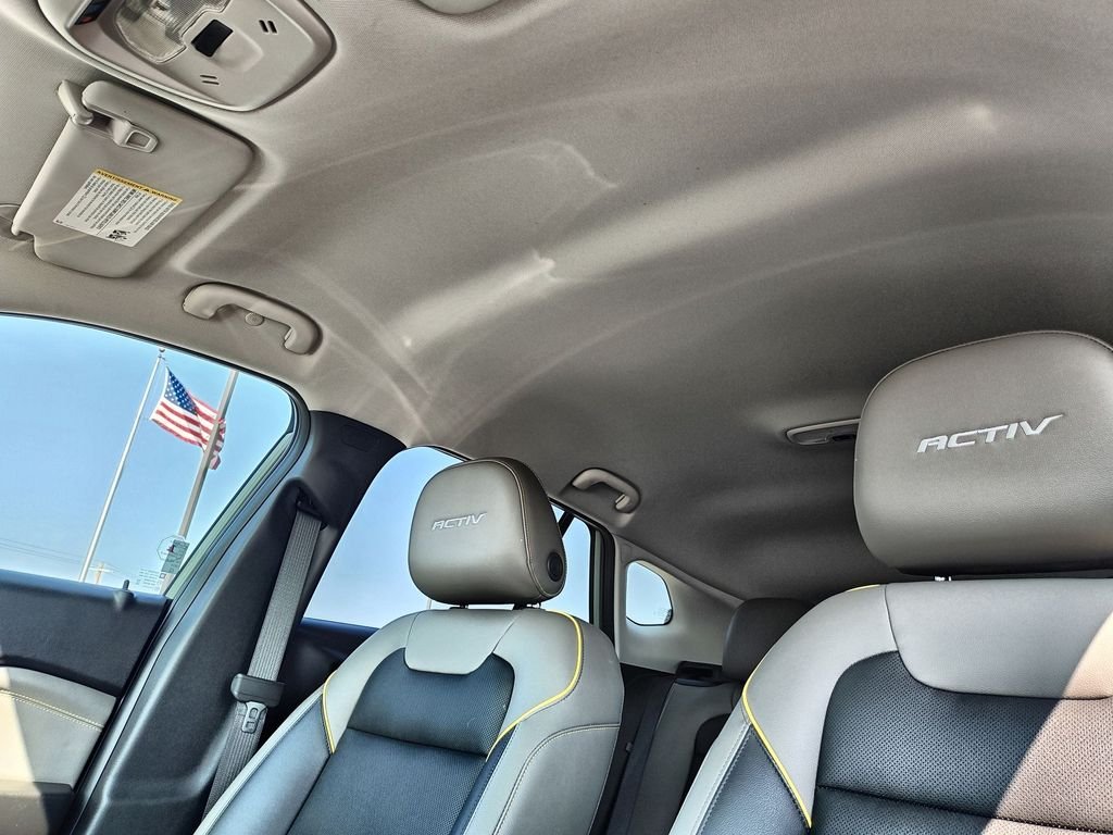 Used 2025 Green Chevrolet ACTIV image 21