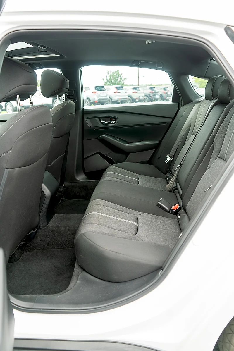 Used 2023  Honda Sport image 11