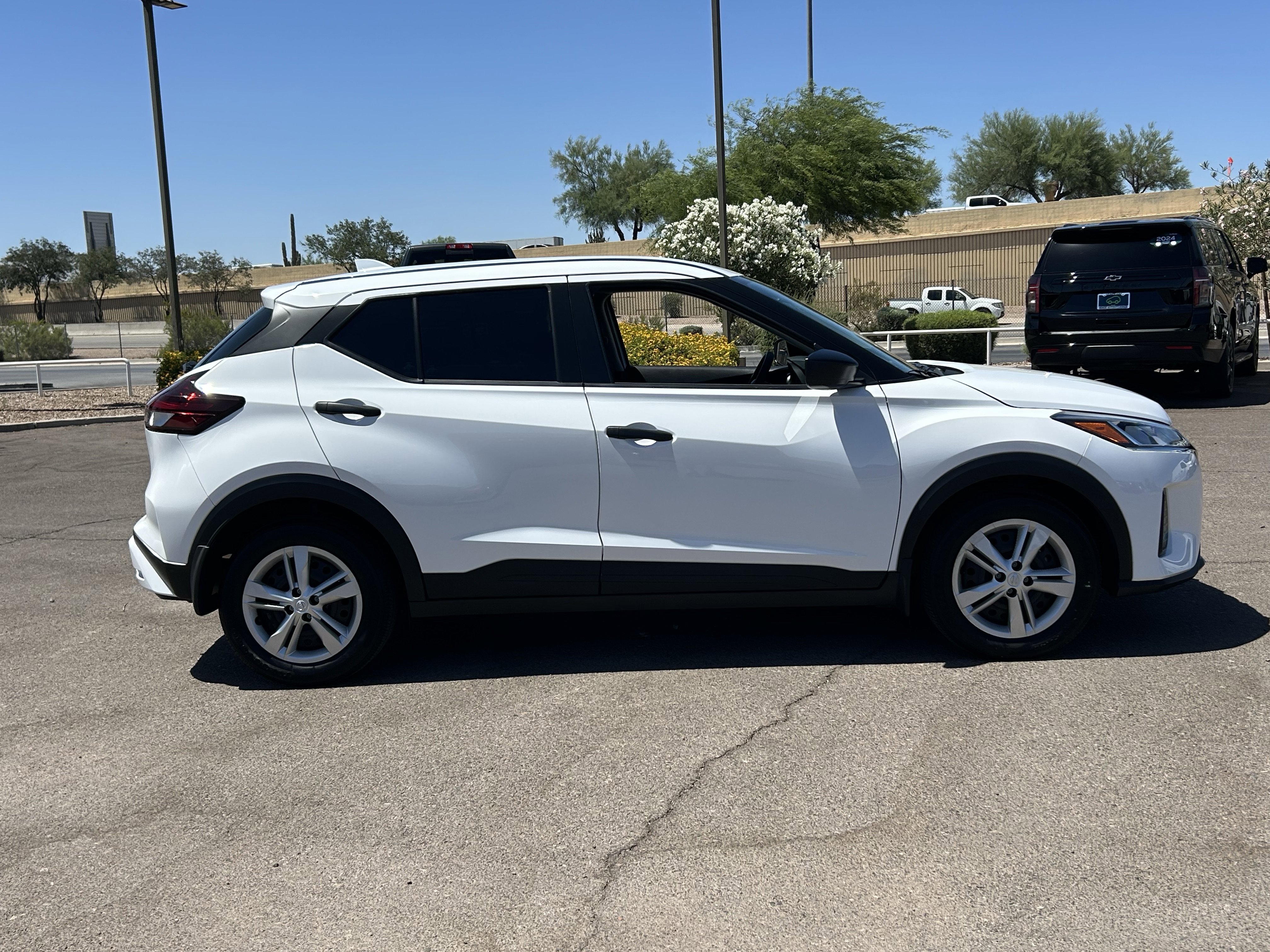2023 Nissan Kicks S - Photo 6