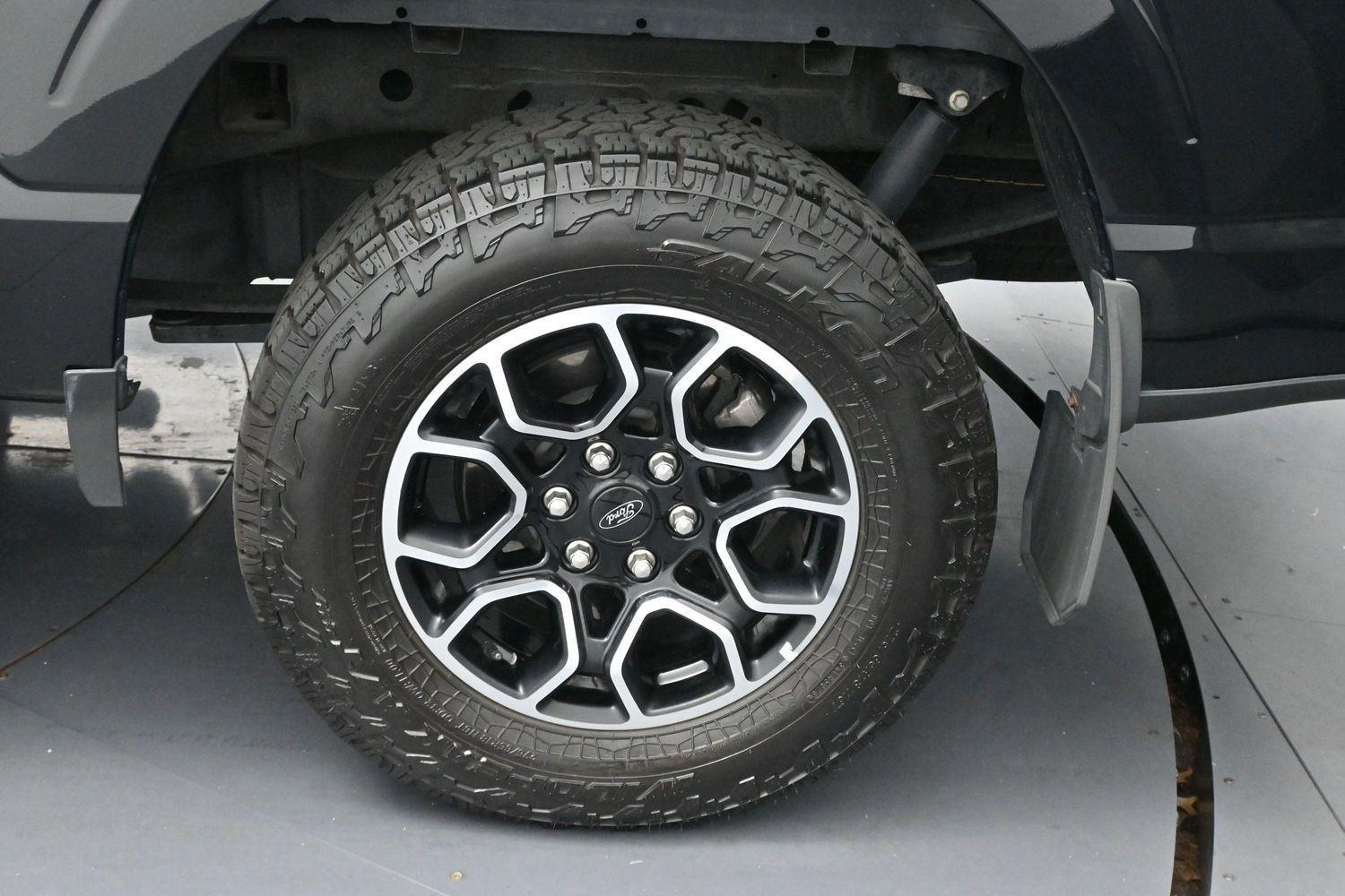 Used 2022 Agate Black Ford XLT image 39