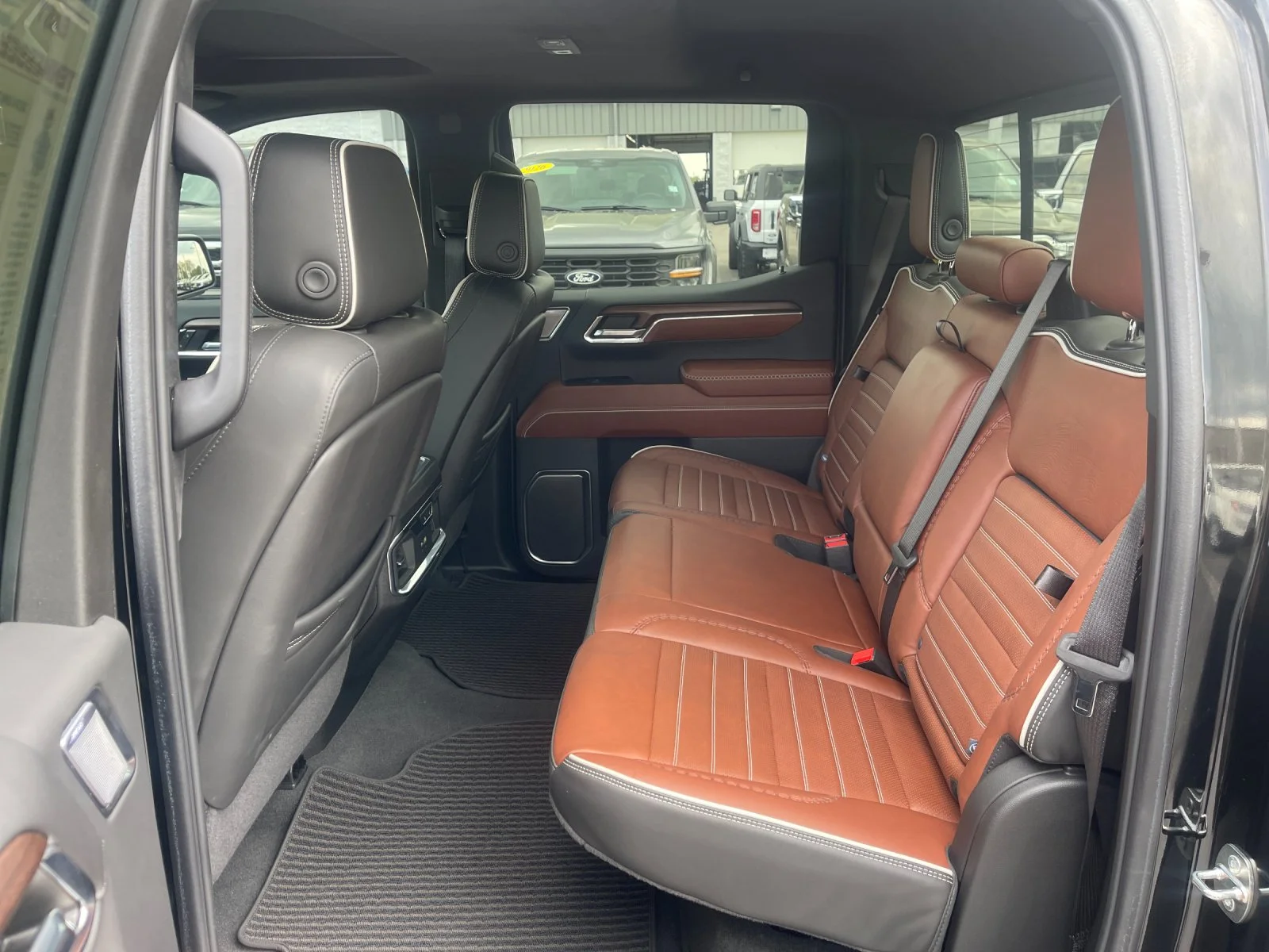 Used 2024 Black GMC Denali Ultimate image 14