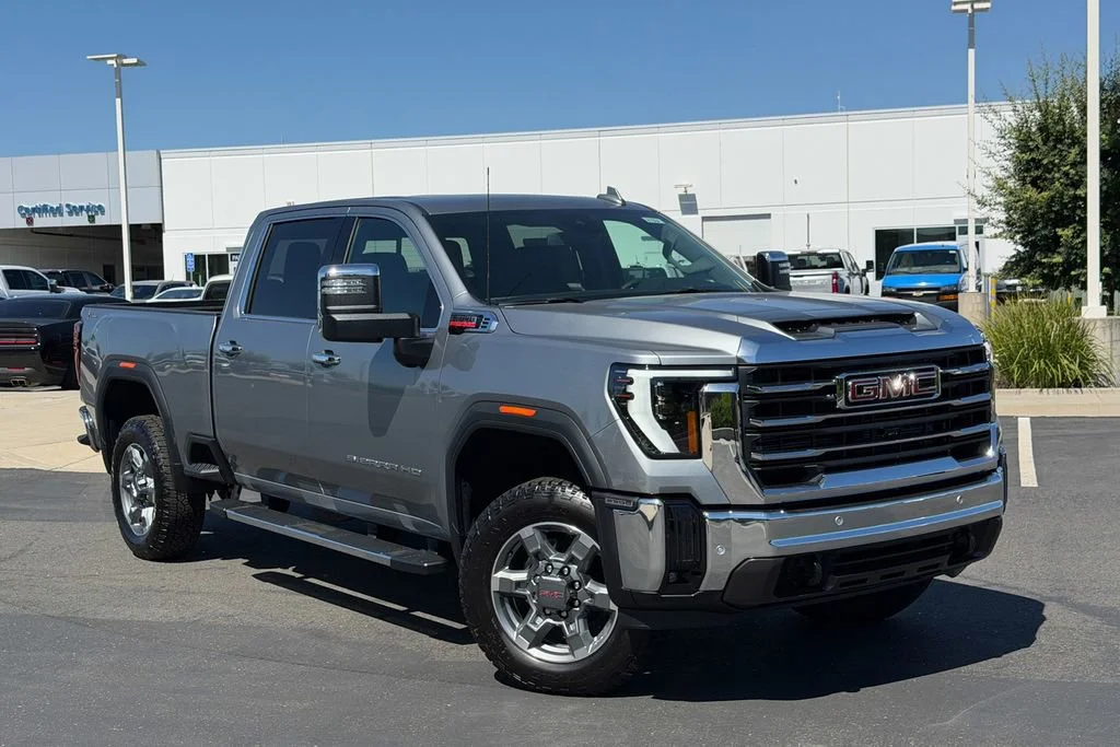 New 2026 Sterling Metallic GMC SLT image 2
