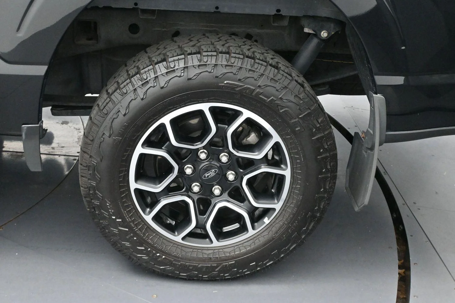 Used 2022 Agate Black Ford XLT image 39