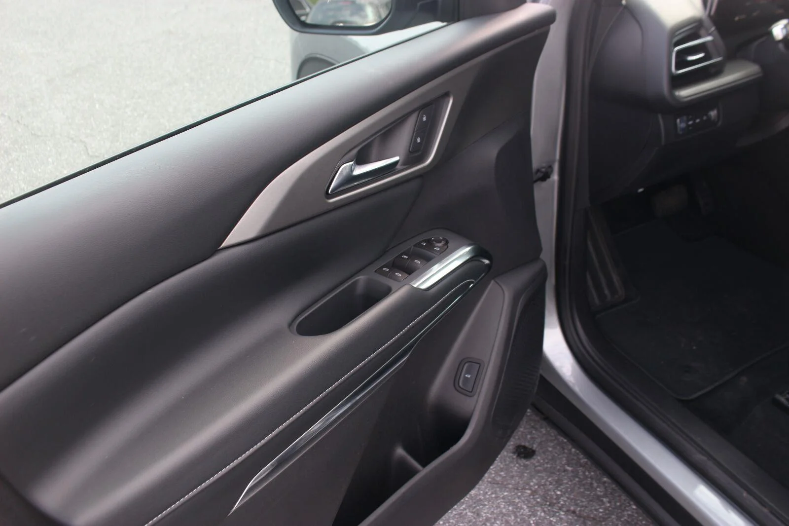 Used 2026 Sterling Gray Metallic Chevrolet LT image 16