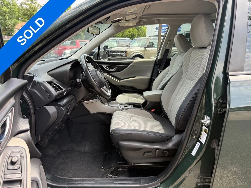 Used 2023 Green Subaru Premium image 23