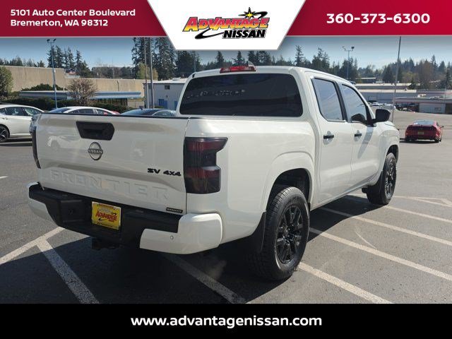 Used 2023 Glacier White Nissan SV image 5