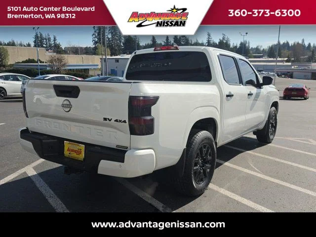 Used 2023 Glacier White Nissan SV image 5