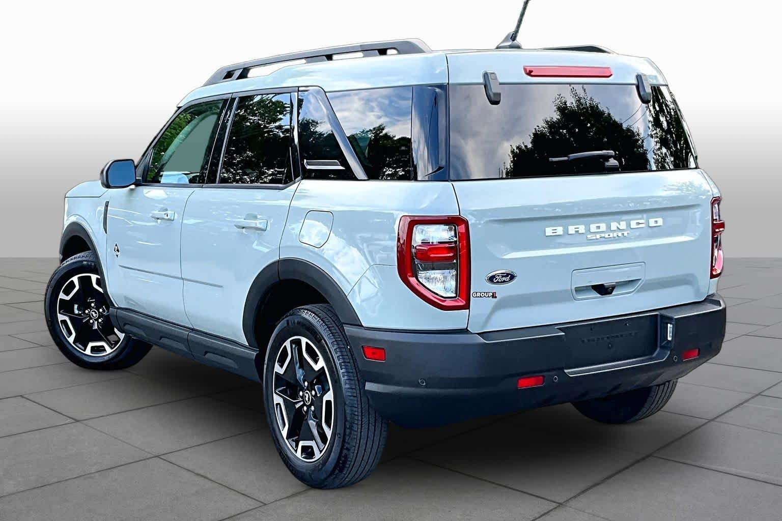Used 2023 Cactus Gray Ford Outer Banks image 23