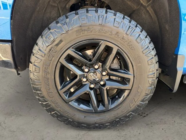 Used 2022 Blue Chevrolet LT Trail Boss image 15