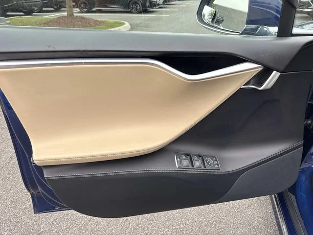 Used 2017 Blue Tesla 75D image 26