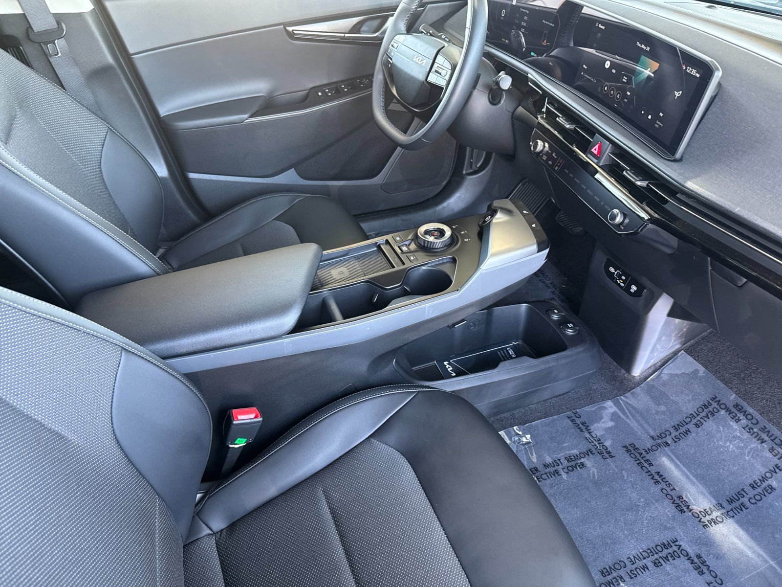 New 2026 Wolf Gray Kia LIGHT image 16