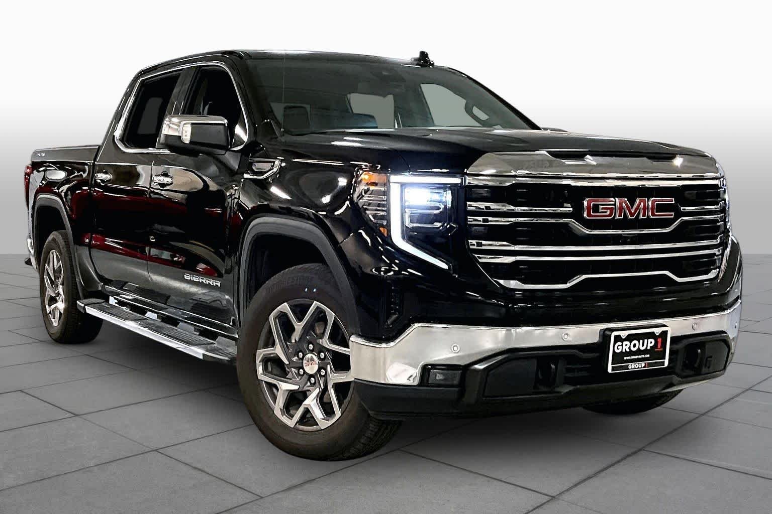 Used 2026 Onyx Black GMC SLT image 2