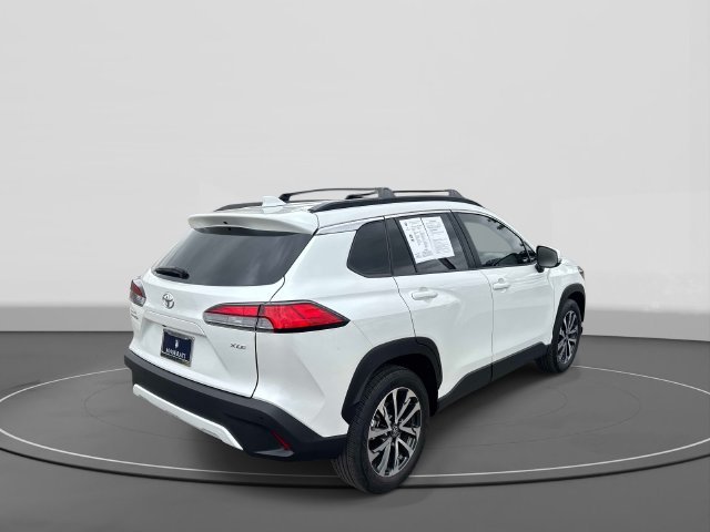 Used 2024 Beige Toyota XLE image 4
