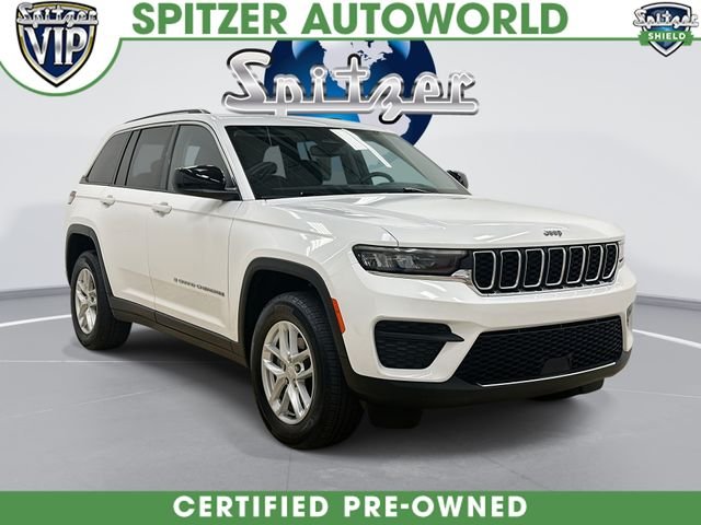 Used 2024 White Jeep Laredo X image 1