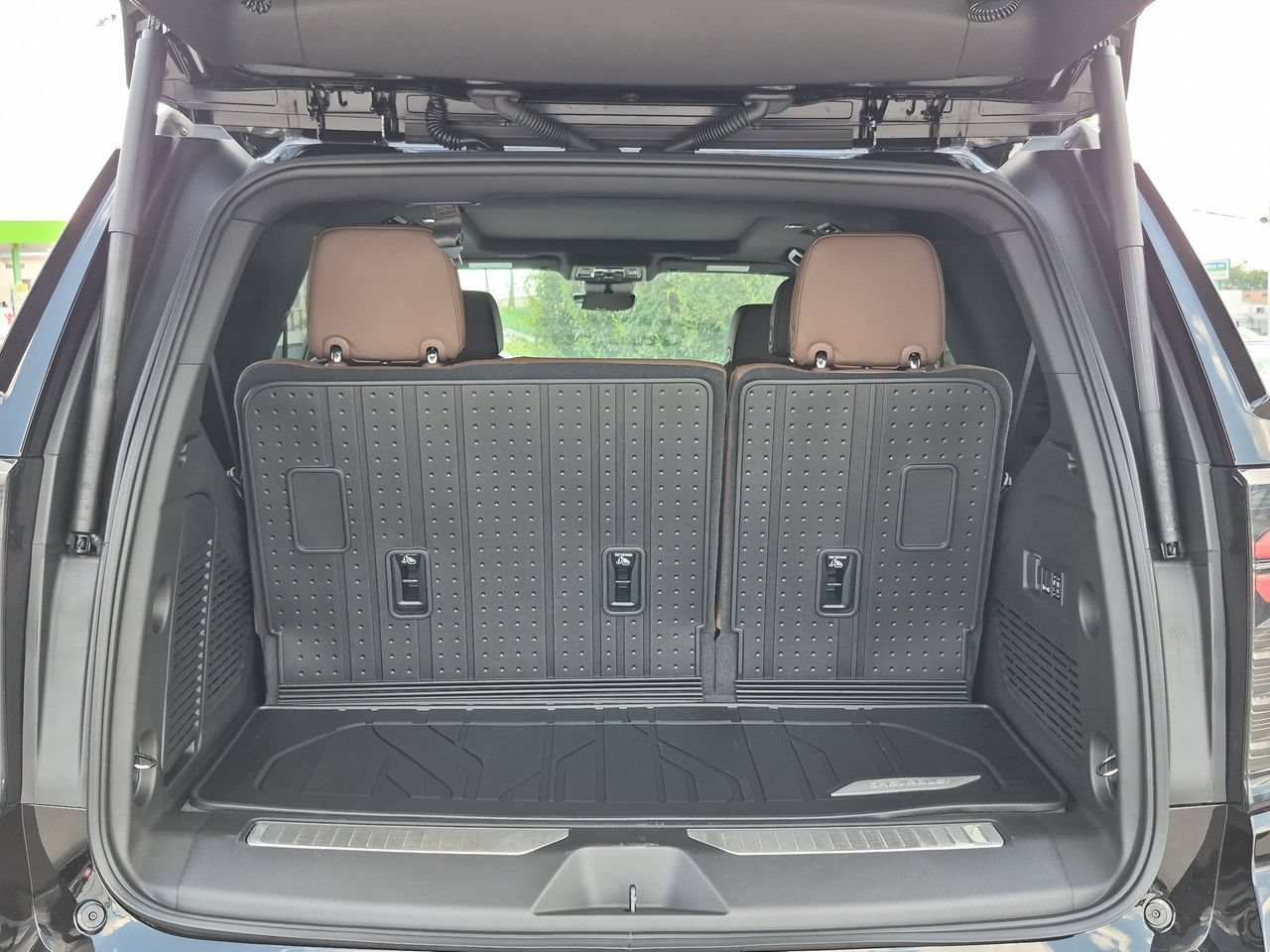 2026 Chevrolet Tahoe High Country - Photo 27