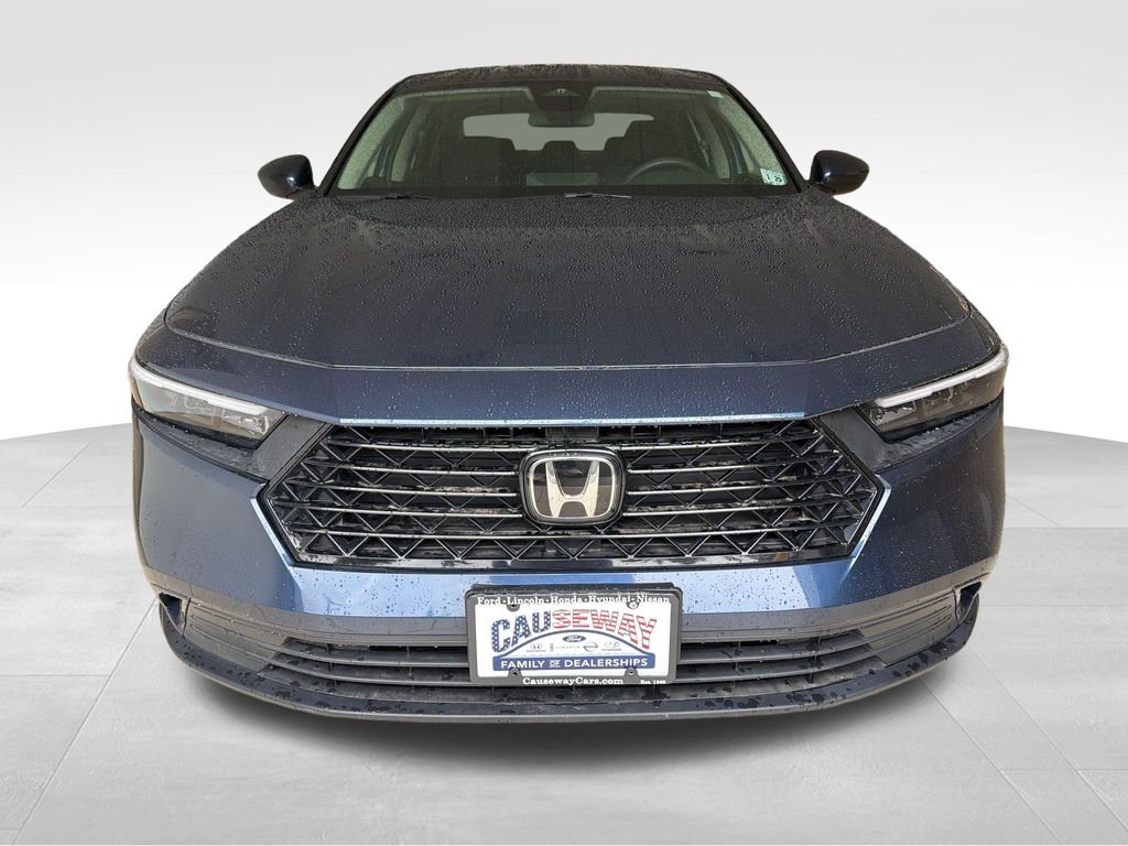Used 2024  Honda EX image 2