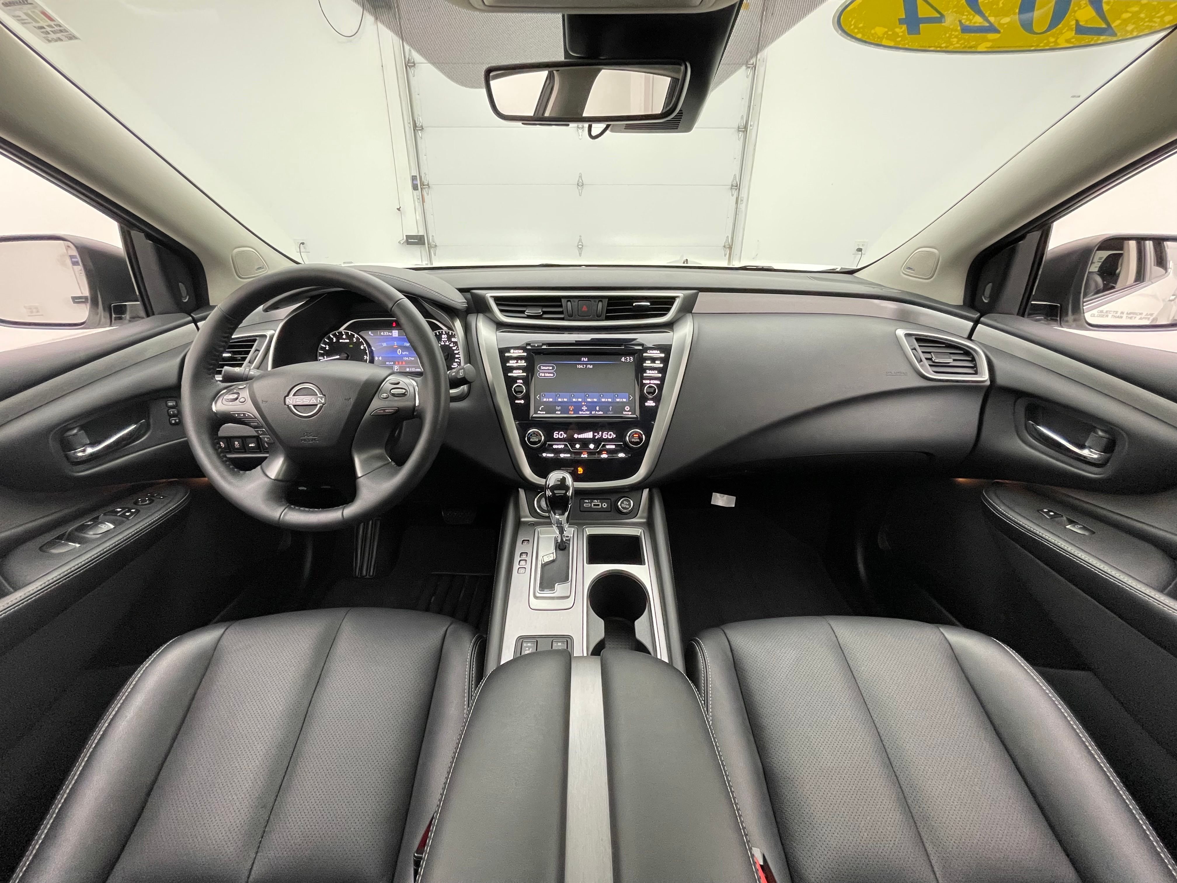 Used 2024 Pearl White Tricoat Nissan SL image 3